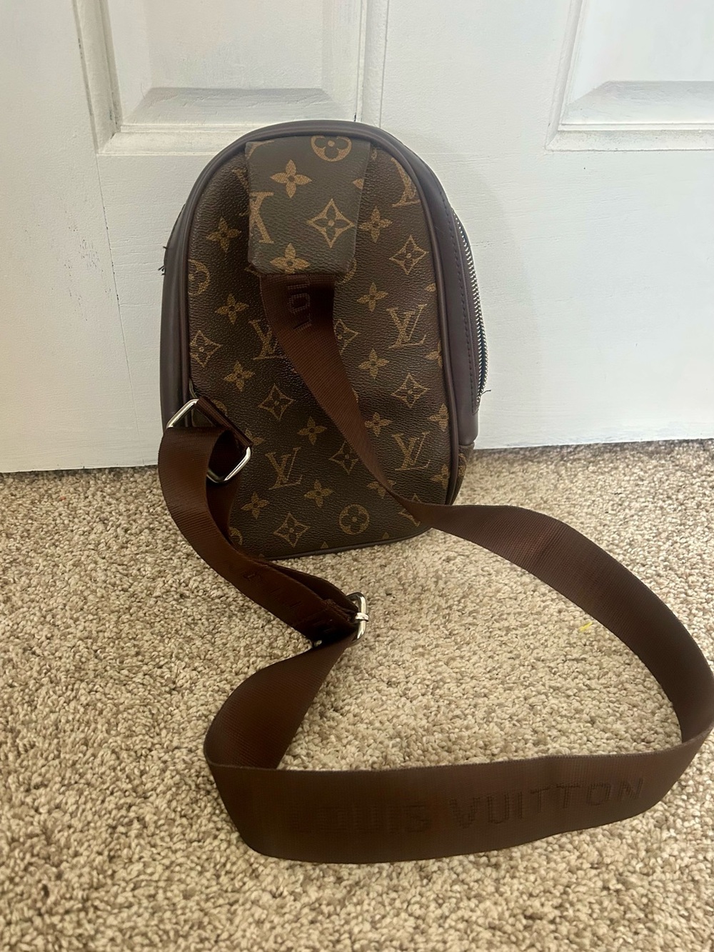 Source Unknown Brown Monogram Canvas Crossbody Sling - Picture 2 of 3